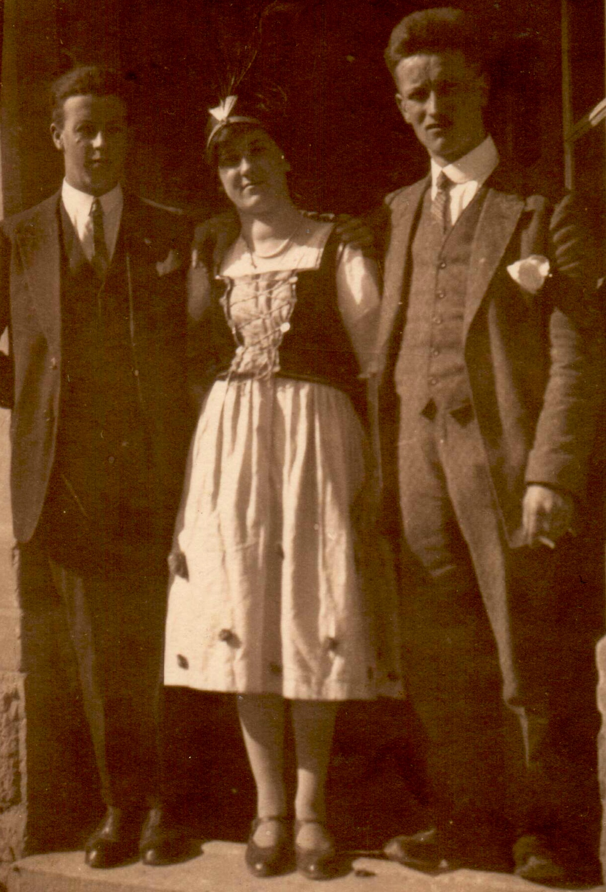 Georg_Josefine_Stoll_Fasnacht_1928 (1).jpg
